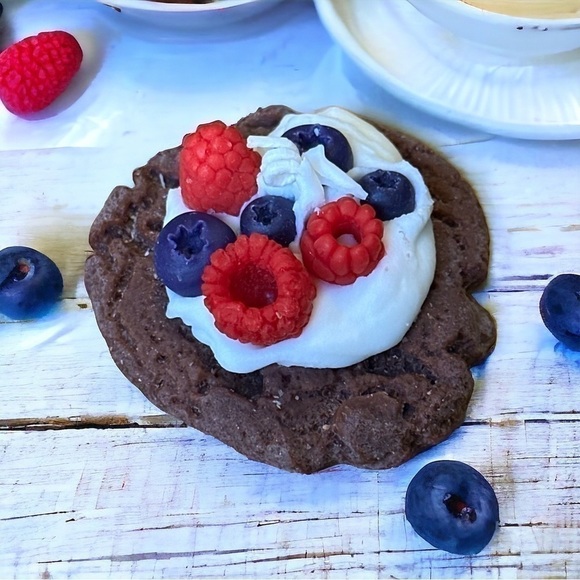 ⚠️SALE Candle // Handmade Cookie And Berries Soy Wax Candle SEND OFFERS - Picture 3 of 5